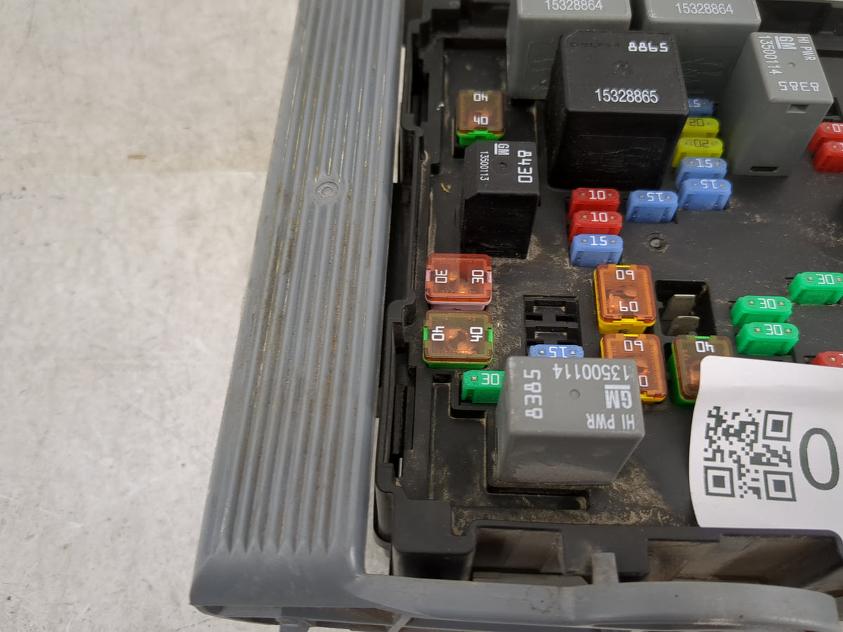 2010-2014 Chevrolet Suburban 1500 Fusebox Fuse Box Panel Relay Module P/N:25941368 13500114 Fits Fits 2010 2011 2012 2013 20