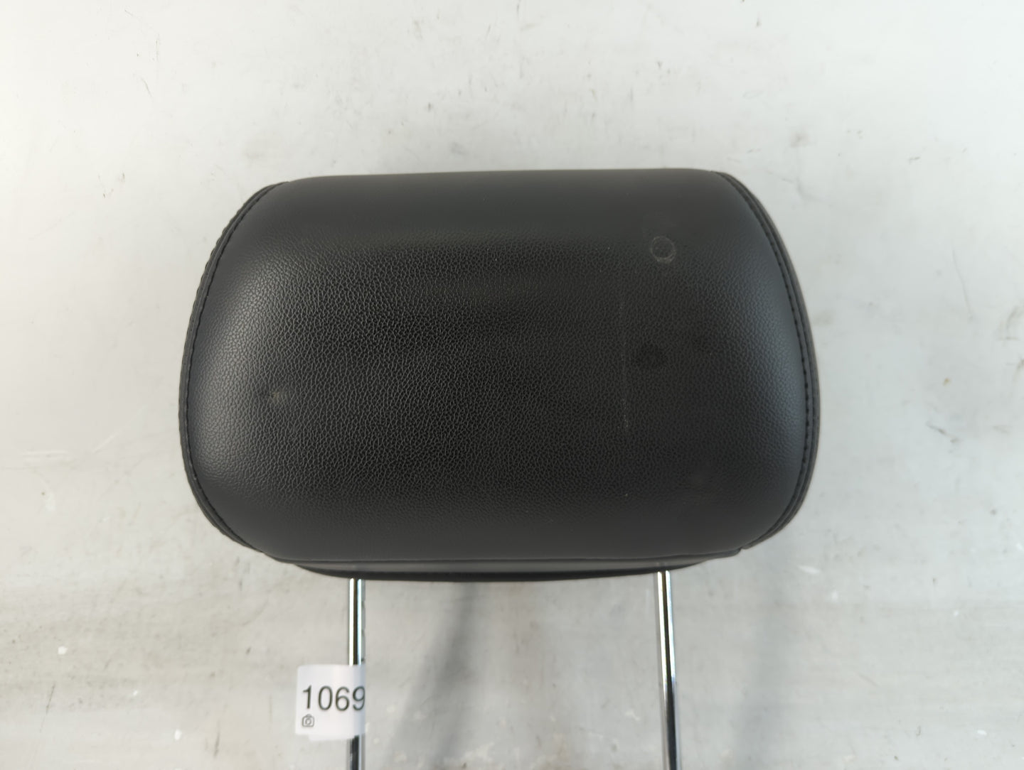 2011 Chevrolet Tahoe Headrest Head Rest Front Driver Passenger Seat Fits OEM Used Auto Parts - Oemusedautoparts1.com