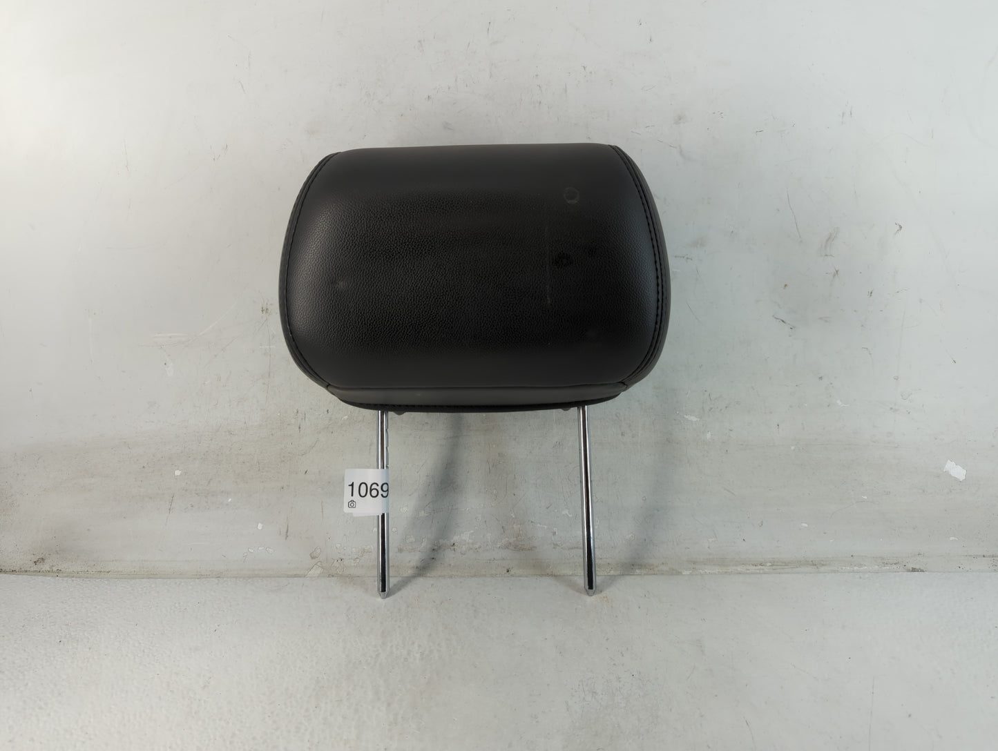 2011 Chevrolet Tahoe Headrest Head Rest Front Driver Passenger Seat Fits OEM Used Auto Parts - Oemusedautoparts1.com