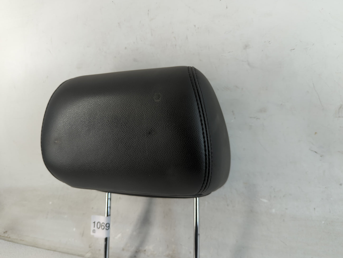2011 Chevrolet Tahoe Headrest Head Rest Front Driver Passenger Seat Fits OEM Used Auto Parts - Oemusedautoparts1.com