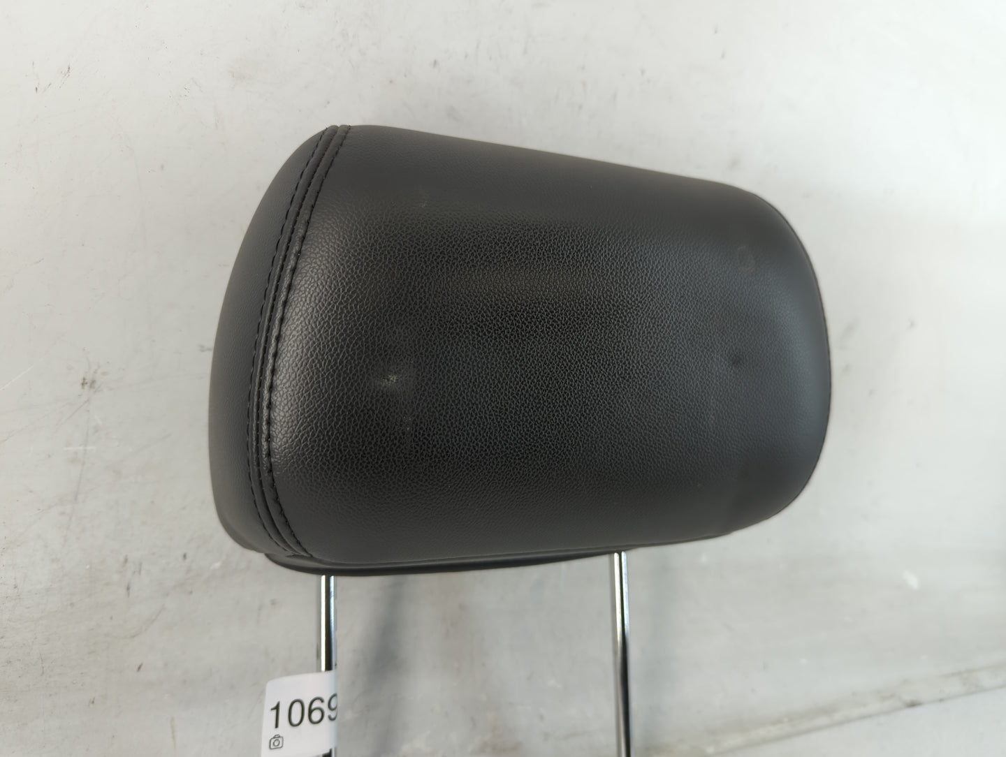 2011 Chevrolet Tahoe Headrest Head Rest Front Driver Passenger Seat Fits OEM Used Auto Parts - Oemusedautoparts1.com