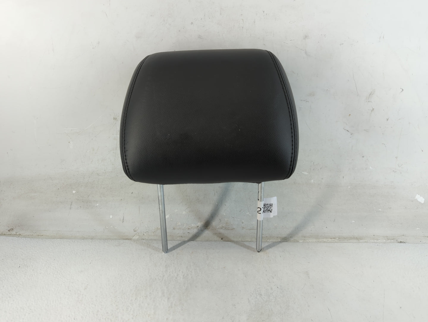 2011 Chevrolet Tahoe Headrest Head Rest Front Driver Passenger Seat Fits OEM Used Auto Parts - Oemusedautoparts1.com