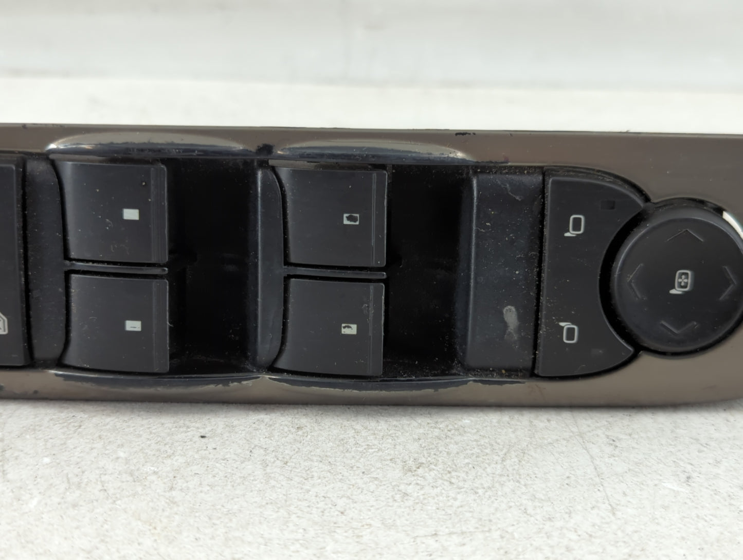 2011 Chevrolet Tahoe Master Power Window Switch Replacement Driver Side Left P/N:20877335AA Fits OEM Used Auto Parts - Oemus