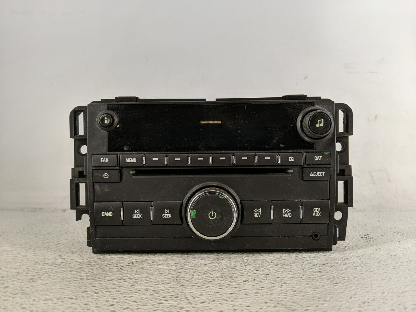 2010-2014 Chevrolet Tahoe Radio AM FM Cd Player Receiver Replacement P/N:20934593 Fits OEM Used Auto Parts - Oemusedautopart