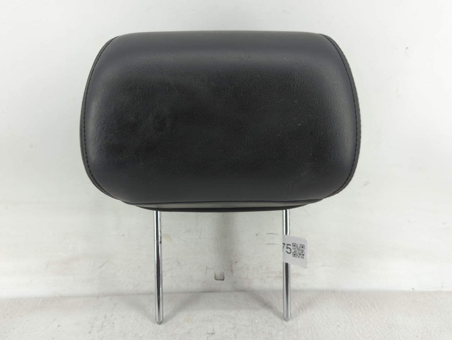 2010-2011 Chevrolet Tahoe Headrest Head Rest Front Driver Passenger Seat Fits Fits 2010 2011 OEM Used Auto Parts - Oemusedau
