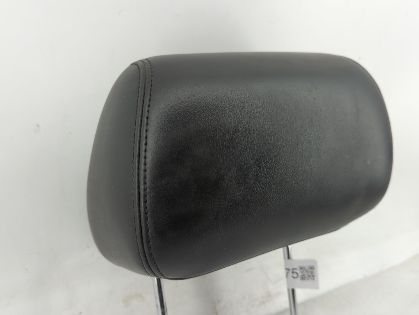 2010-2011 Chevrolet Tahoe Headrest Head Rest Front Driver Passenger Seat Fits Fits 2010 2011 OEM Used Auto Parts - Oemusedau