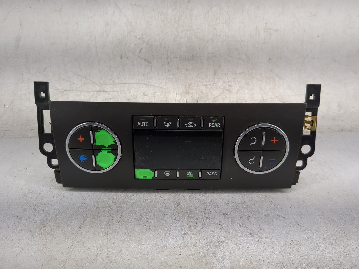 2007-2011 Chevrolet Tahoe Climate Control Module Temperature AC/Heater Replacement P/N:25936130 Fits Fits 2007 2008 2009 201