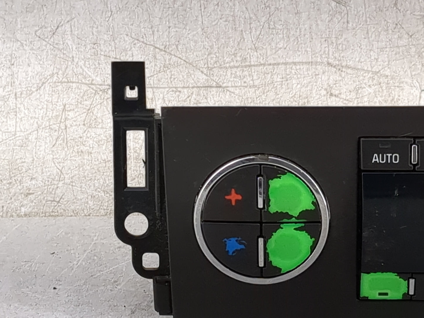 2007-2011 Chevrolet Tahoe Climate Control Module Temperature AC/Heater Replacement P/N:25936130 Fits Fits 2007 2008 2009 201