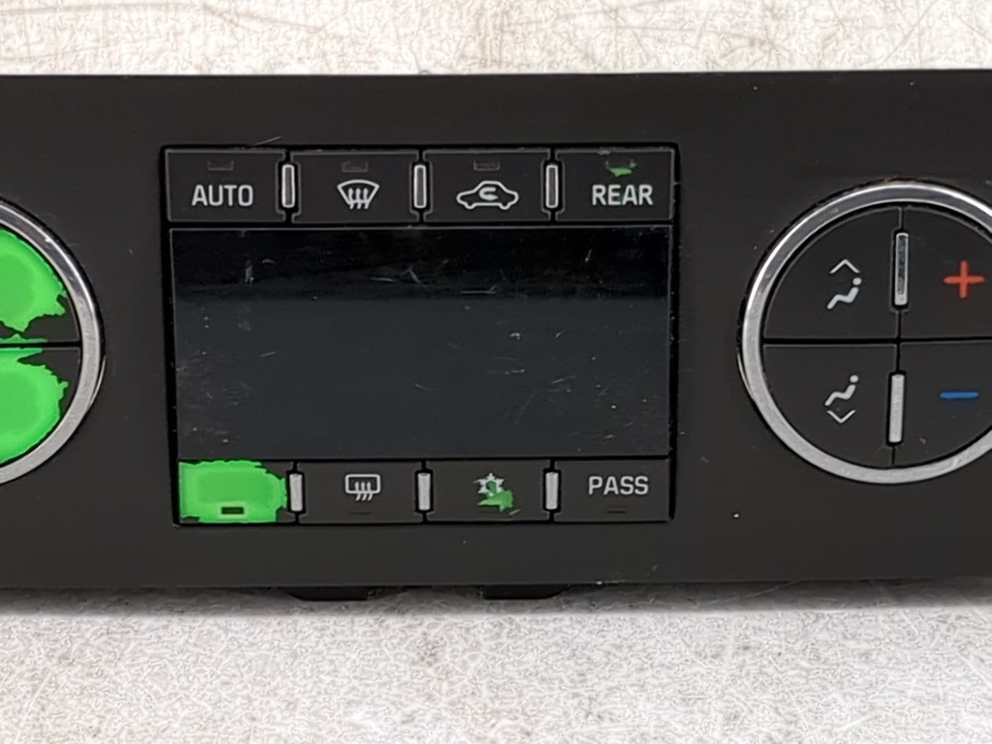 2007-2011 Chevrolet Tahoe Climate Control Module Temperature AC/Heater Replacement P/N:25936130 Fits Fits 2007 2008 2009 201