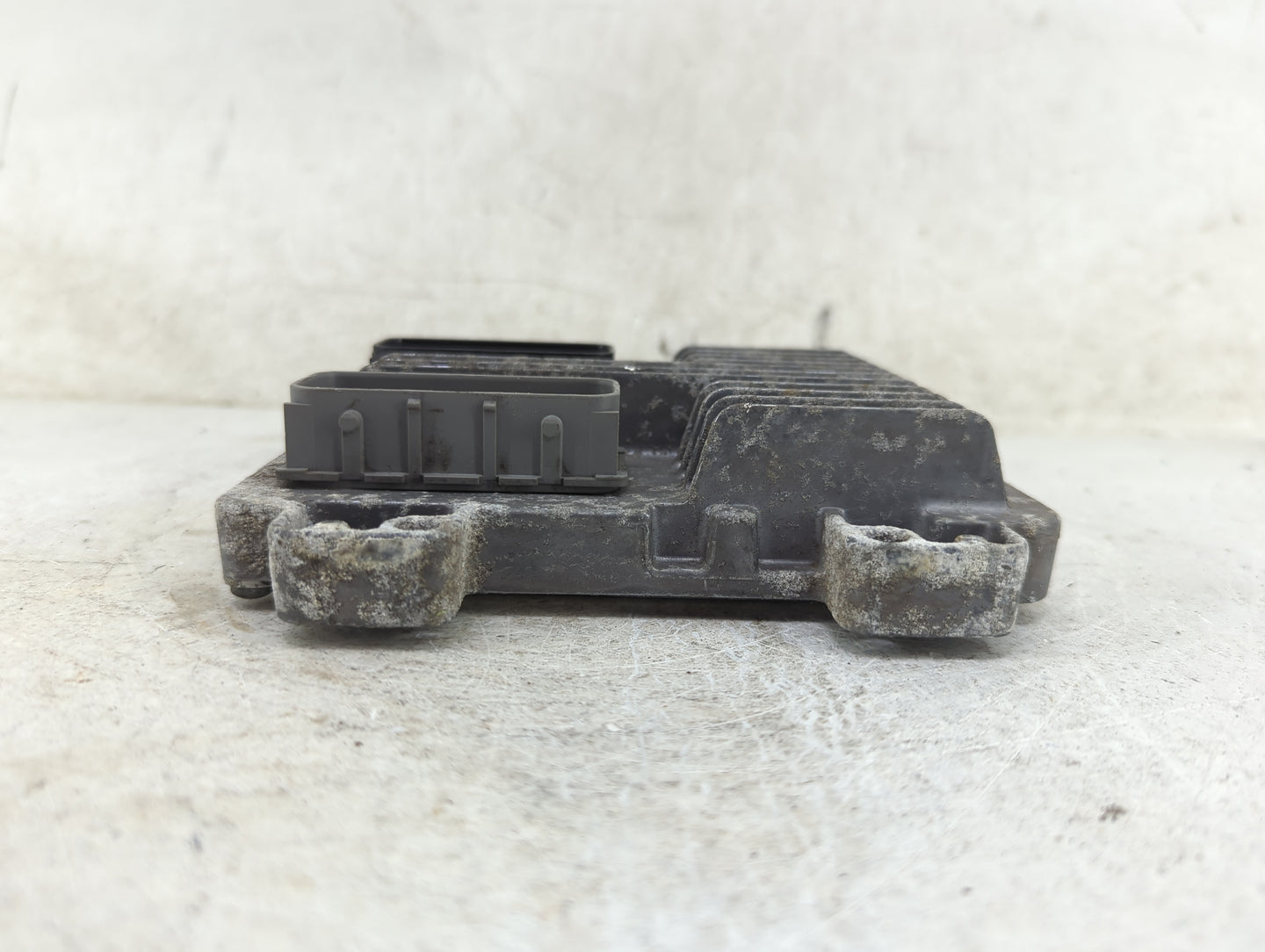 2010-2014 Chevrolet Tahoe PCM Engine Control Computer ECU ECM PCU OEM P/N:12639900 12633238 Fits OEM Used Auto Parts - Oemus
