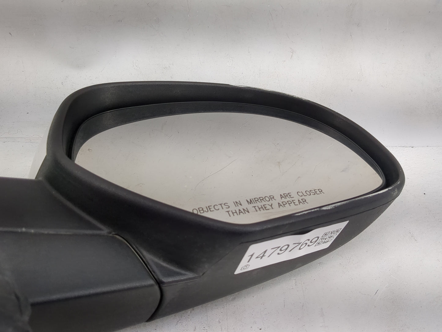 2007-2014 Chevrolet Tahoe Passenger Side View Mirror - Right Door Mirror OEM Used - Oemusedautoparts1.com