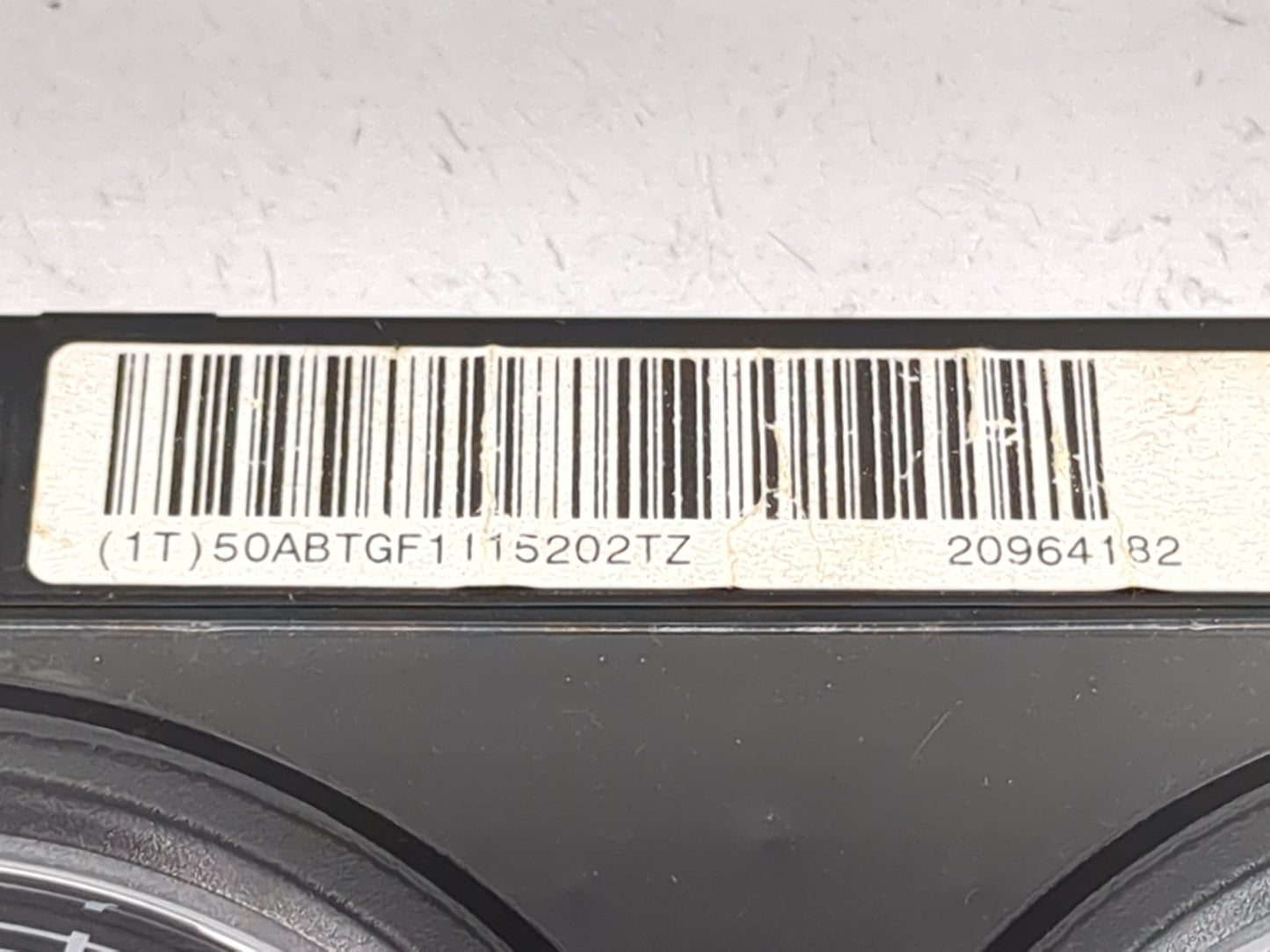 2009-2014 Chevrolet Tahoe Instrument Cluster Speedometer Gauges P/N:20964182 28255338 Miles: Fits OEM Used Auto Parts - Oemu