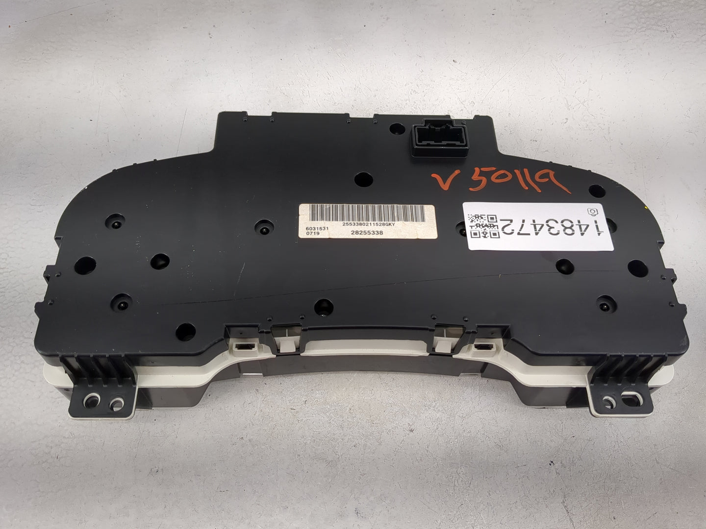 2009-2014 Chevrolet Tahoe Instrument Cluster Speedometer Gauges P/N:20964182 28255338 Miles: Fits OEM Used Auto Parts - Oemu
