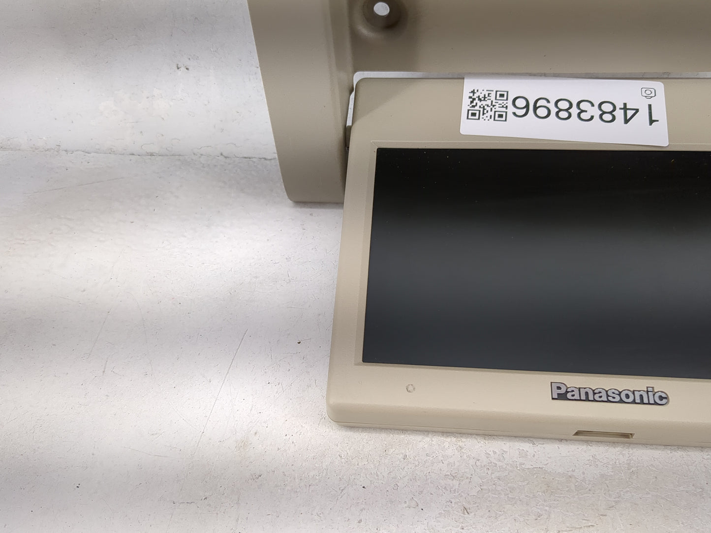 2007-2014 Chevrolet Tahoe Information Display Screen Tan - Oemusedautoparts1.com