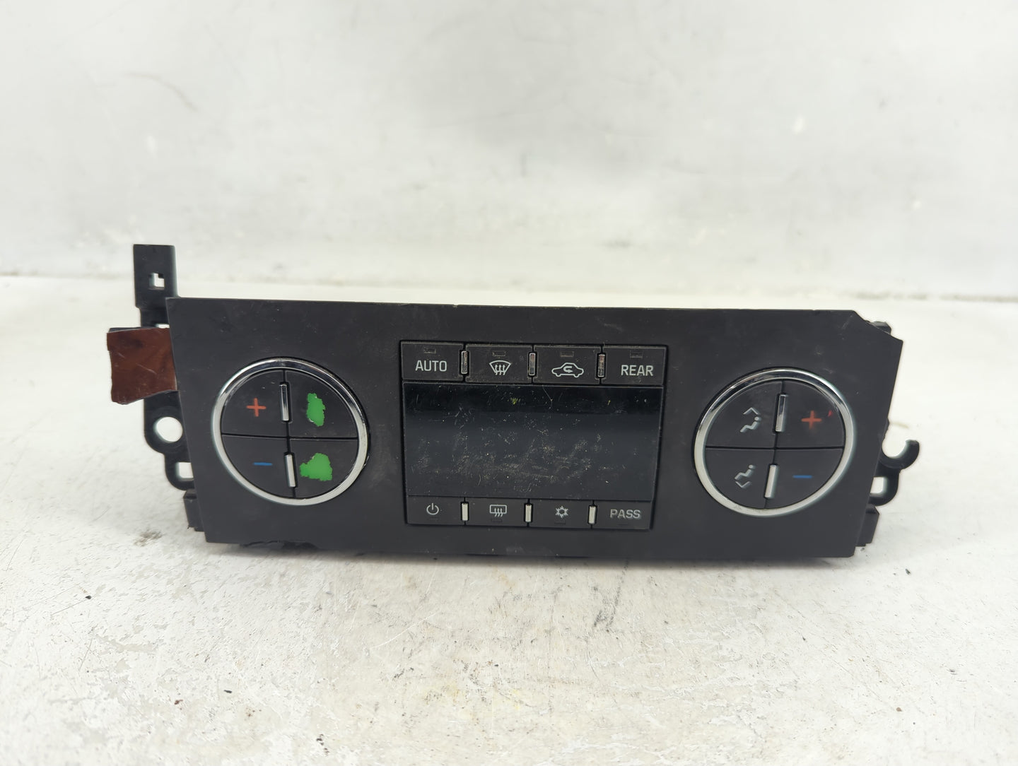 2007-2011 Chevrolet Tahoe Climate Control Module Temperature AC/Heater Replacement P/N:25936130 Fits Fits 2007 2008 2009 201
