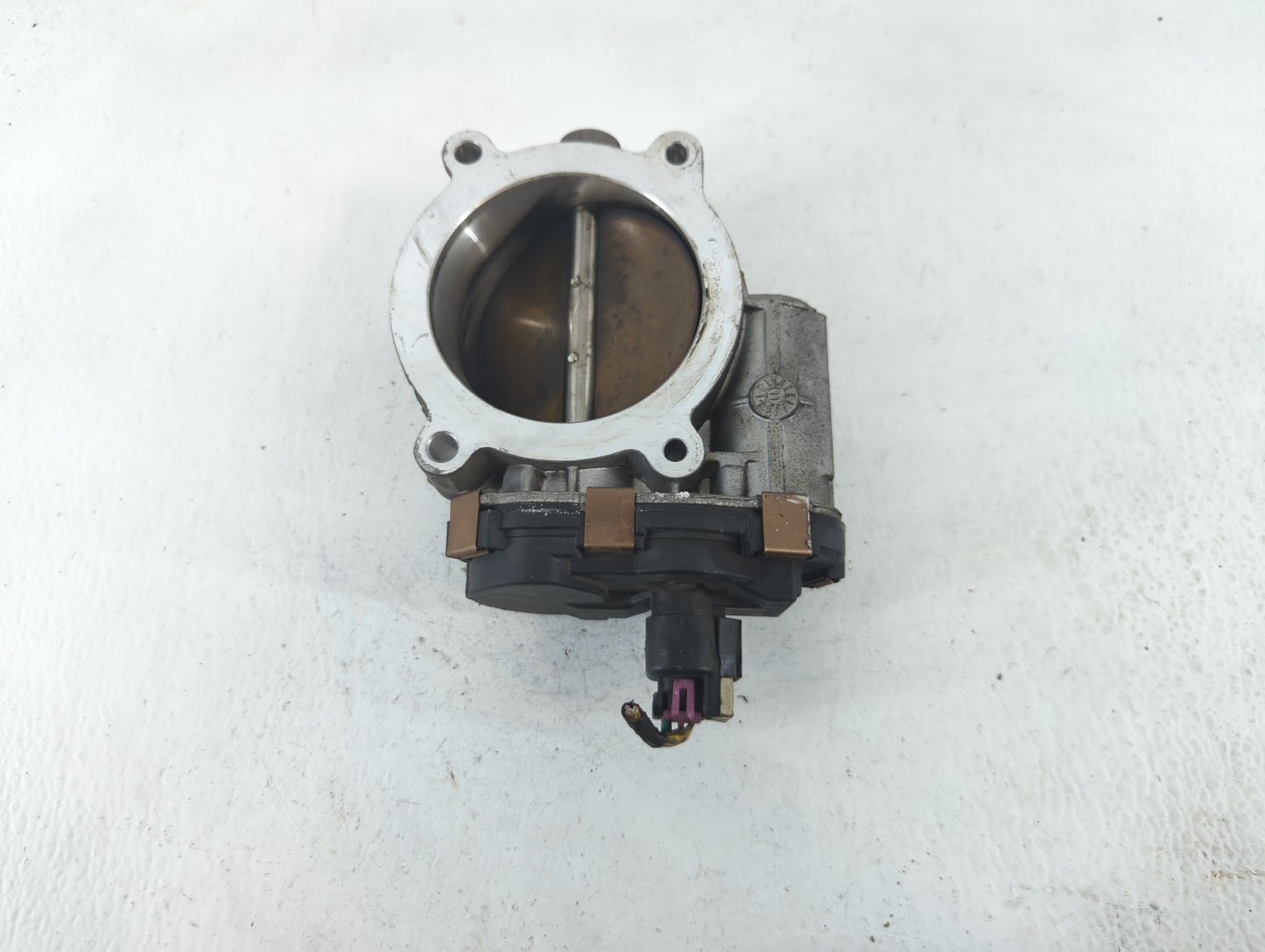 2009-2014 Chevrolet Tahoe Throttle Body P/N:RMW87-3C9992 Fits Fits 2009 2010 2011 2012 2013 2014 2015 OEM Used Auto Parts - 