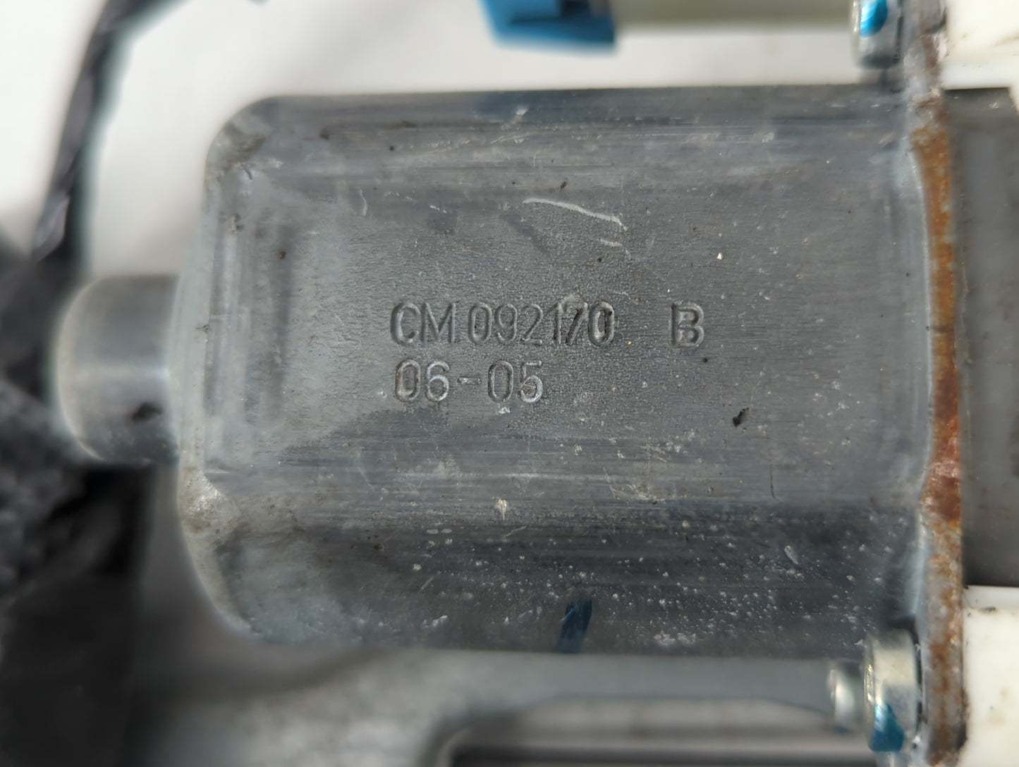 2007-2014 Chevrolet Tahoe Driver Left Front Window Regulator 819549 - Oemusedautoparts1.com