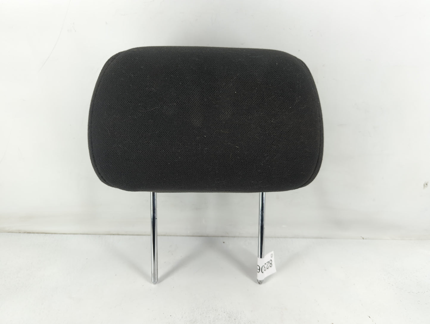 2010-2011 Chevrolet Tahoe Headrest Head Rest Front Driver Passenger Seat Fits Fits 2010 2011 OEM Used Auto Parts - Oemusedau