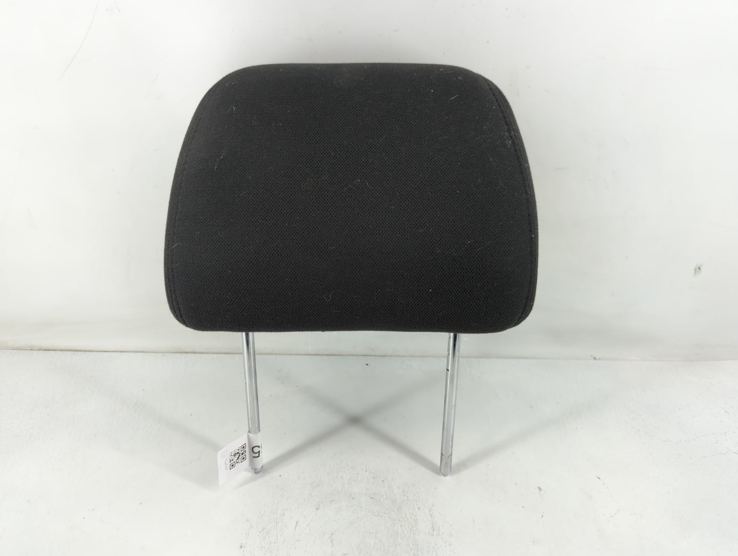 2010-2011 Chevrolet Tahoe Headrest Head Rest Front Driver Passenger Seat Fits Fits 2010 2011 OEM Used Auto Parts - Oemusedau
