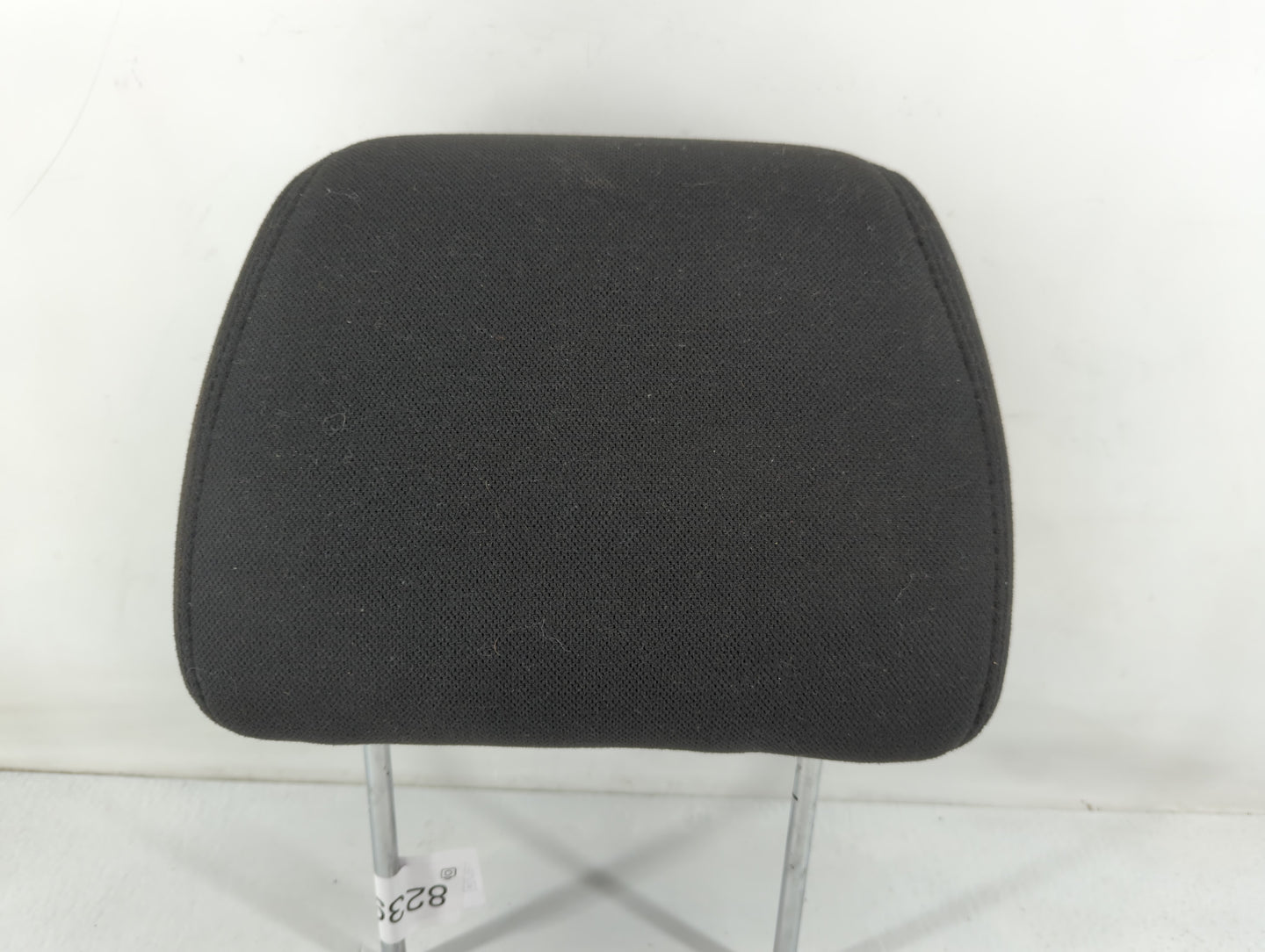 2010-2011 Chevrolet Tahoe Headrest Head Rest Front Driver Passenger Seat Fits Fits 2010 2011 OEM Used Auto Parts - Oemusedau