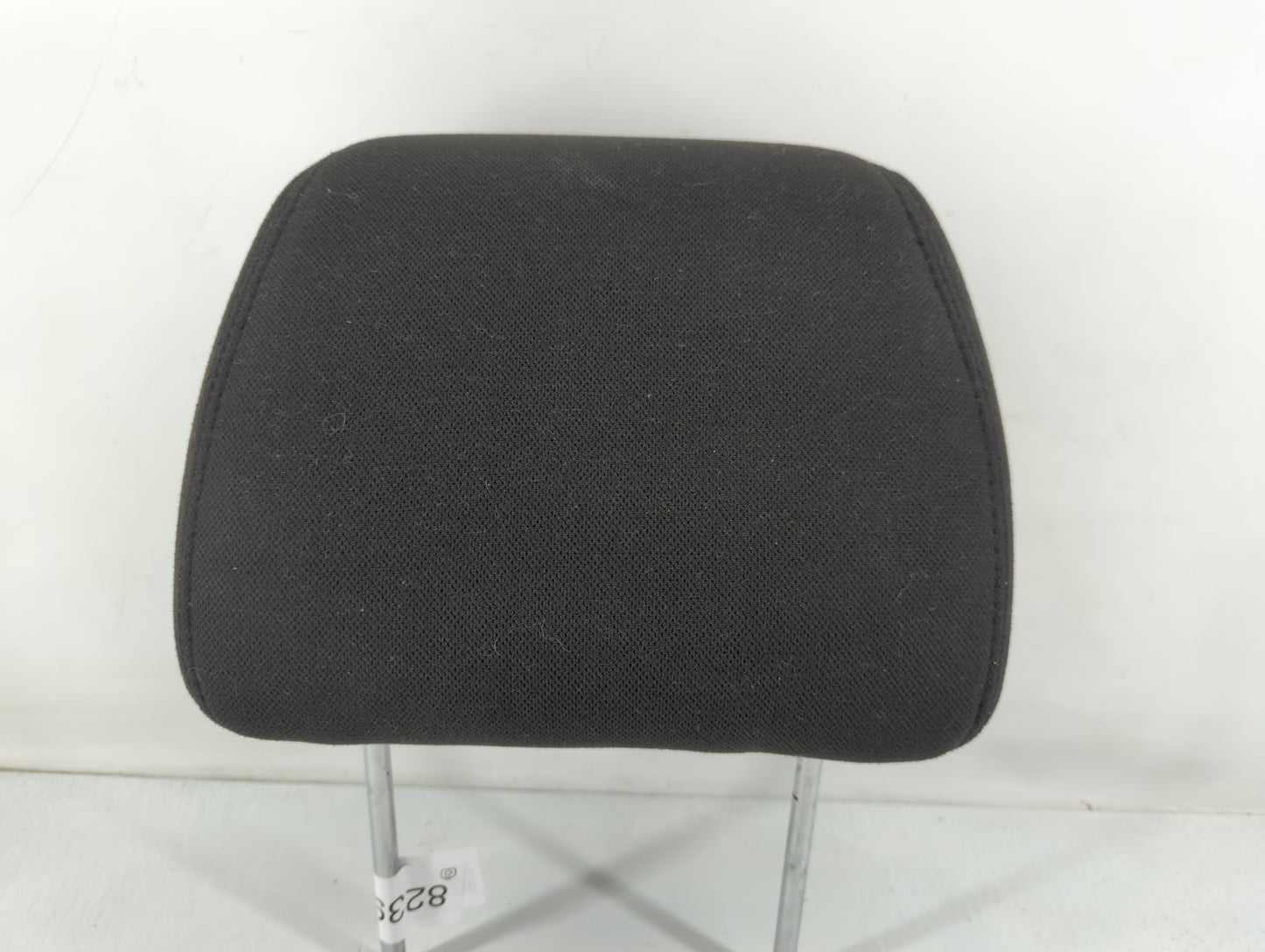 2010-2011 Chevrolet Tahoe Headrest Head Rest Front Driver Passenger Seat Fits Fits 2010 2011 OEM Used Auto Parts - Oemusedau