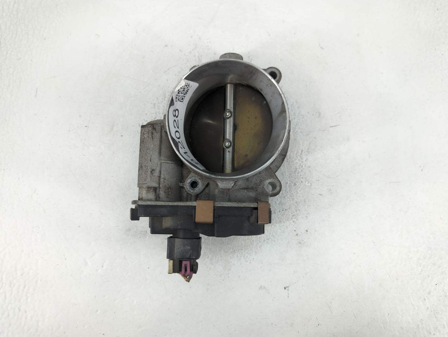 2009-2014 Chevrolet Tahoe Throttle Body P/N:3099922 RME67 Fits Fits 2009 2010 2011 2012 2013 2014 2015 OEM Used Auto Parts -