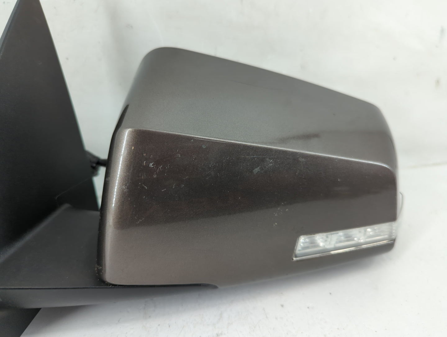 2011 Chevrolet Traverse Driver Side View Mirror - Left Door Mirror OEM Used - Oemusedautoparts1.com