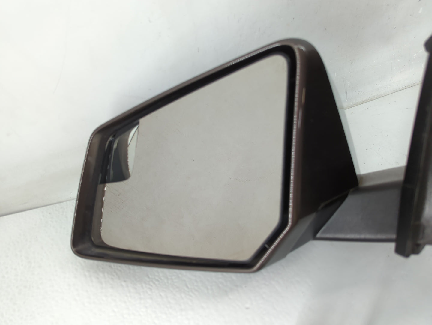 2011 Chevrolet Traverse Driver Side View Mirror - Left Door Mirror OEM Used - Oemusedautoparts1.com