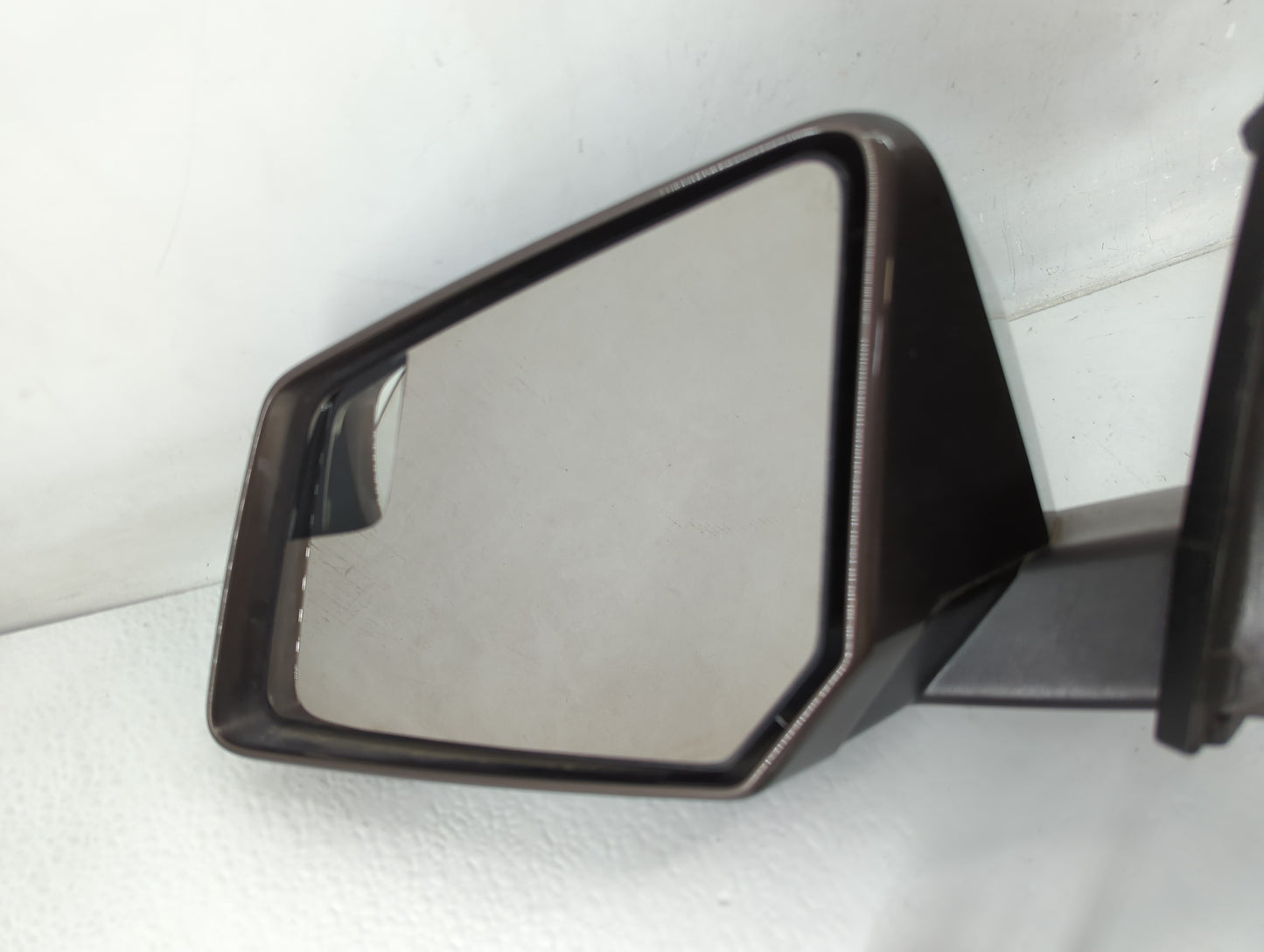 2011 Chevrolet Traverse Driver Side View Mirror - Left Door Mirror OEM Used - Oemusedautoparts1.com
