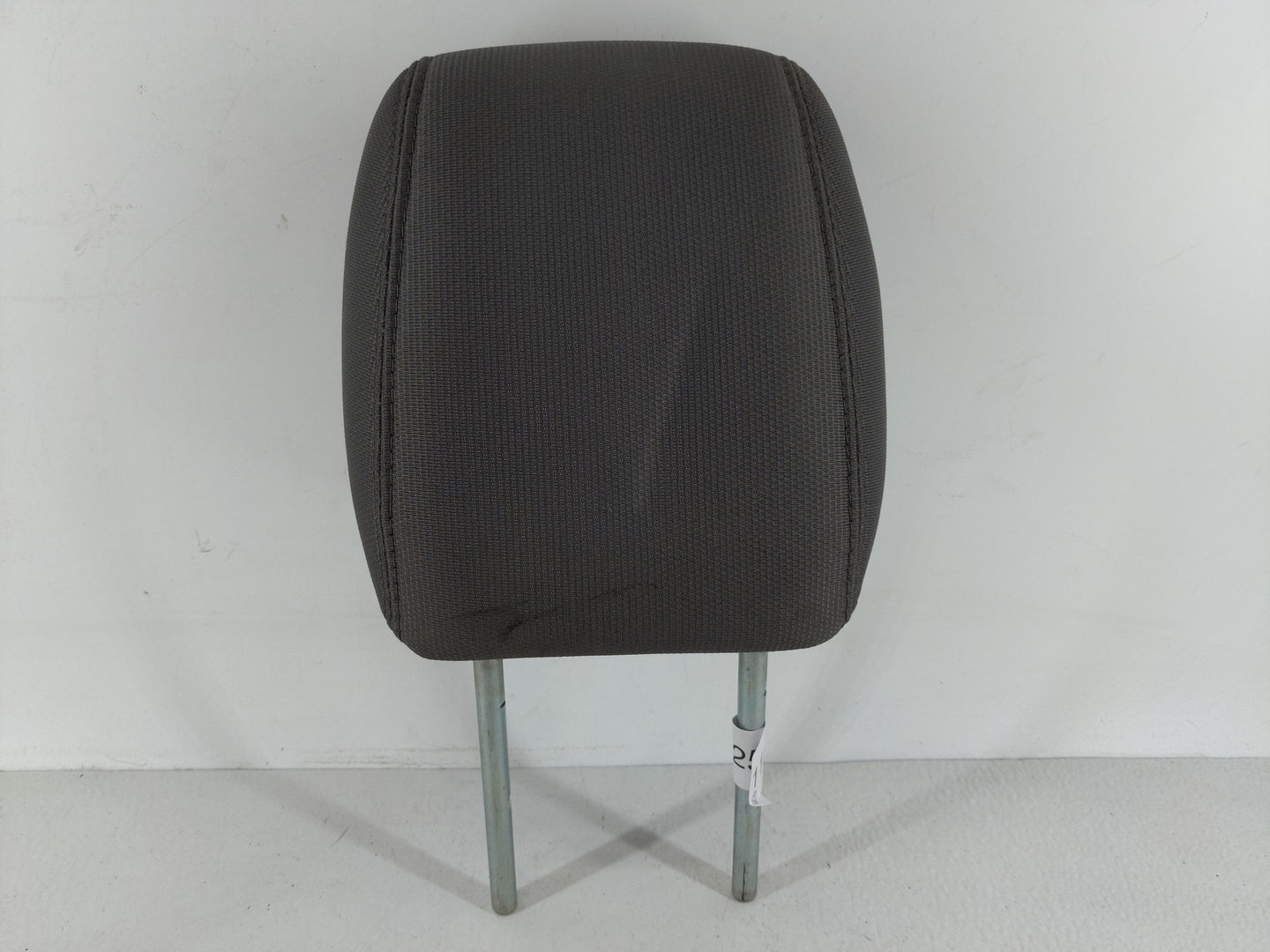 2011 Chevrolet Traverse Headrest Head Rest Front Driver Passenger Seat - Oemusedautoparts1.com