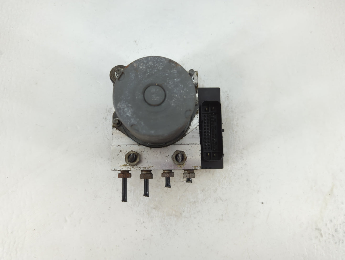 2011 Chevrolet Traverse ABS Pump Control Module Replacement P/N:0265 230 111 Fits OEM Used Auto Parts - Oemusedautoparts1.co