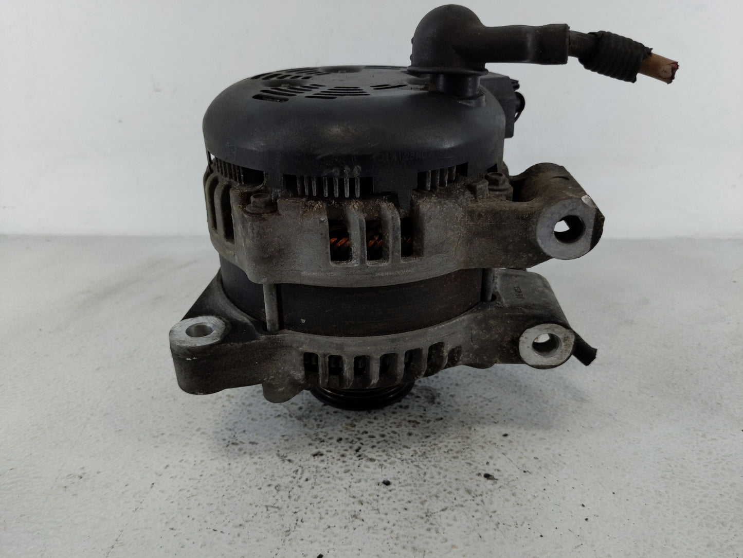 2013 Chevrolet Traverse Alternator Replacement Generator Charging Assembly Engine OEM P/N:20838975 Fits OEM Used Auto Parts 