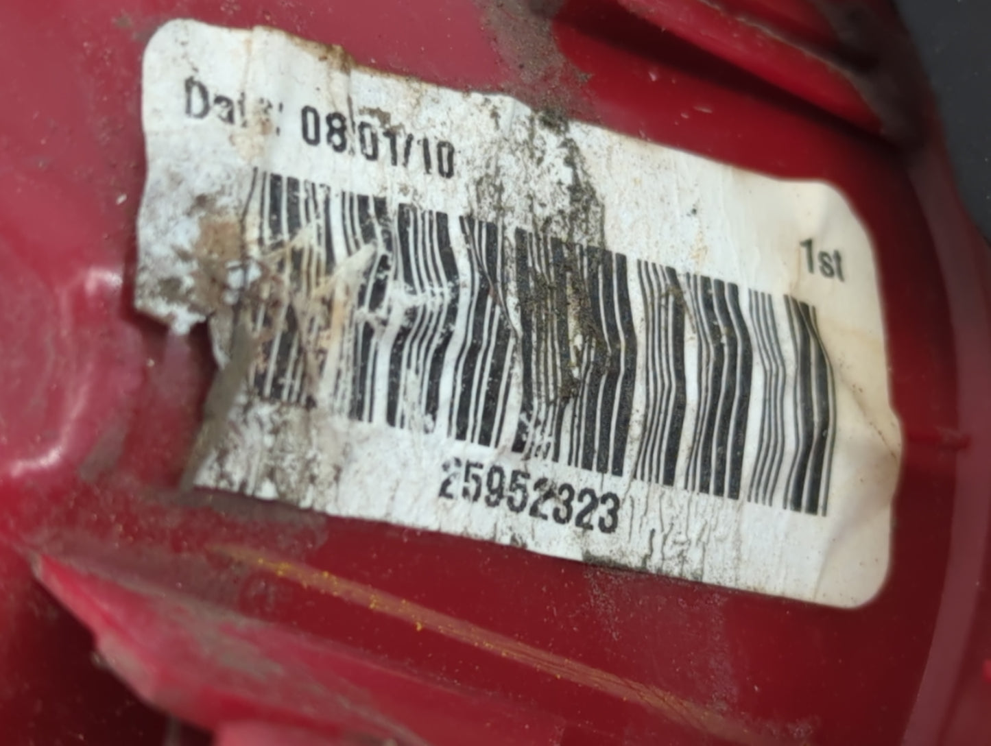 2011 Chevrolet Traverse Tail Light Assembly Passenger Right OEM P/N:25952323 Fits OEM Used Auto Parts - Oemusedautoparts1.co