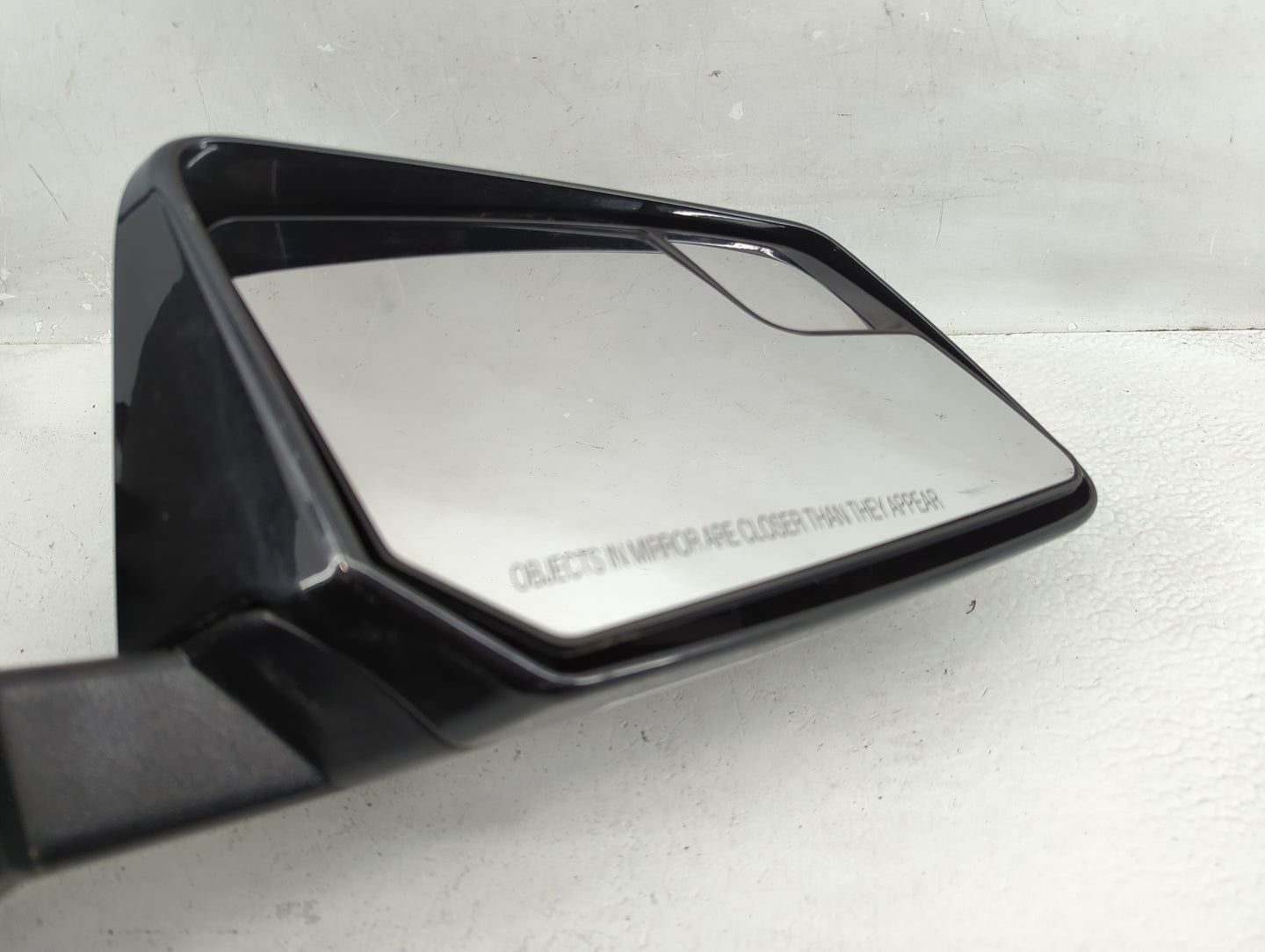 2011 Chevrolet Traverse Passenger Side View Mirror - Right Door Mirror OEM Used - Oemusedautoparts1.com