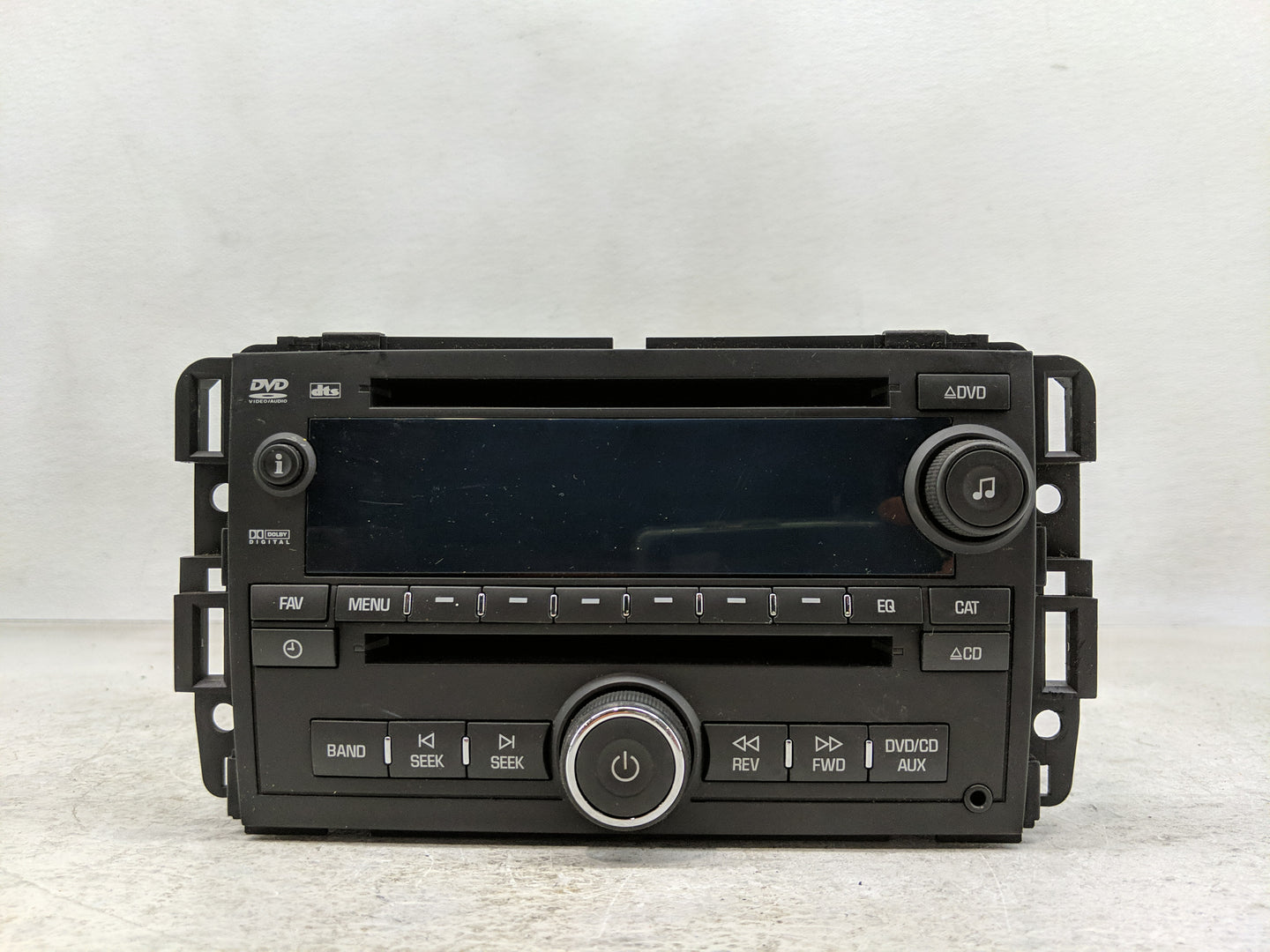 2011 Chevrolet Traverse Radio AM FM Cd Player Receiver Replacement P/N:22754031 Fits OEM Used Auto Parts - Oemusedautoparts1