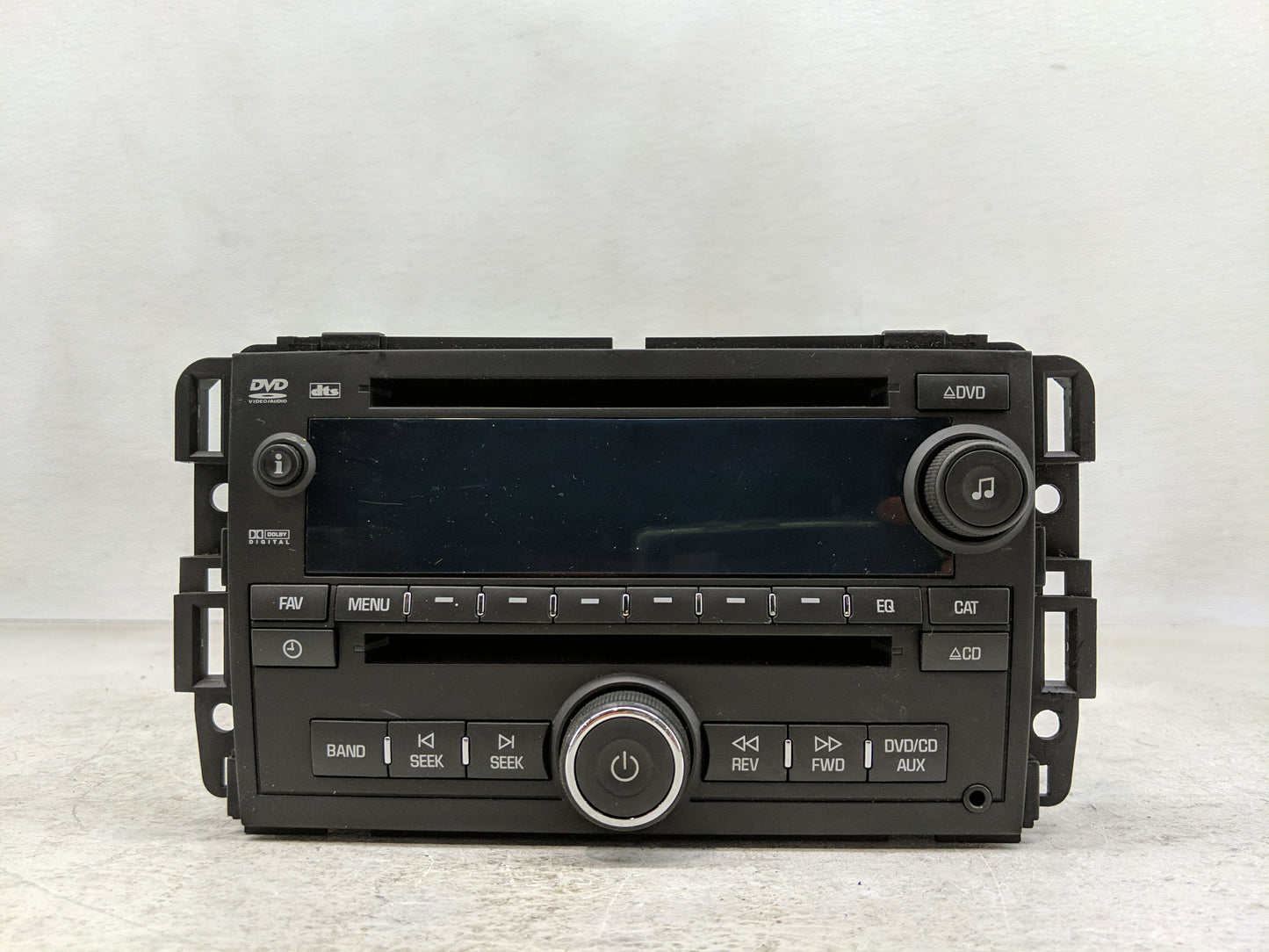 2011 Chevrolet Traverse Radio AM FM Cd Player Receiver Replacement P/N:22754031 Fits OEM Used Auto Parts - Oemusedautoparts1