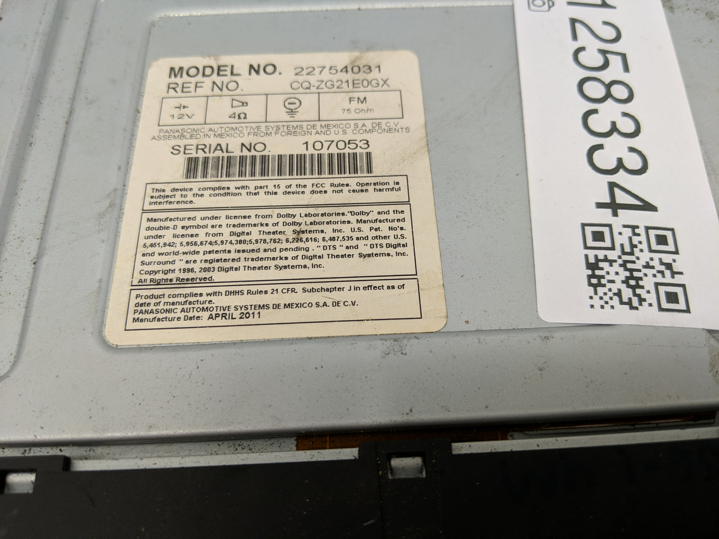 2011 Chevrolet Traverse Radio AM FM Cd Player Receiver Replacement P/N:22754031 Fits OEM Used Auto Parts - Oemusedautoparts1