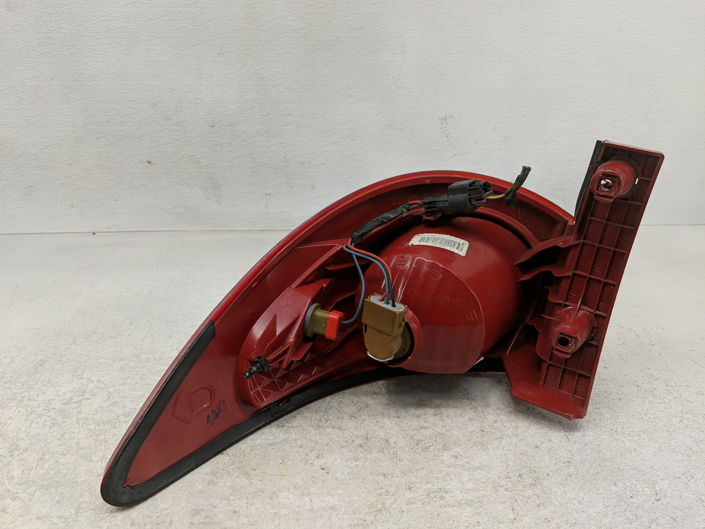 2011 Chevrolet Traverse Tail Light Assembly Driver Left OEM Fits OEM Used Auto Parts - Oemusedautoparts1.com