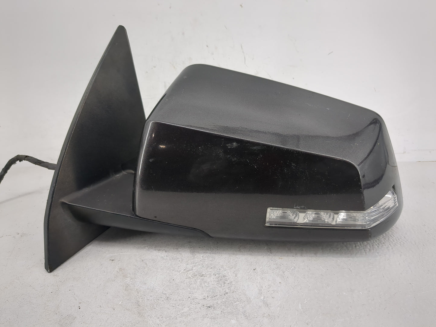 2011 Chevrolet Traverse Driver Side View Mirror - Left Door Mirror OEM Used - Oemusedautoparts1.com