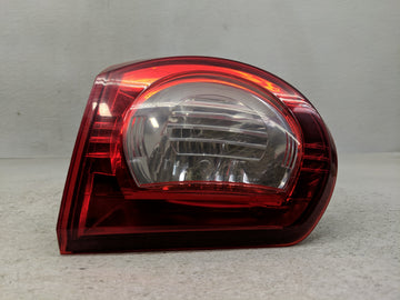 2011 Chevrolet Traverse Tail Light Assembly Passenger Right OEM P/N:25952323 Fits OEM Used Auto Parts - Oemusedautoparts1.co