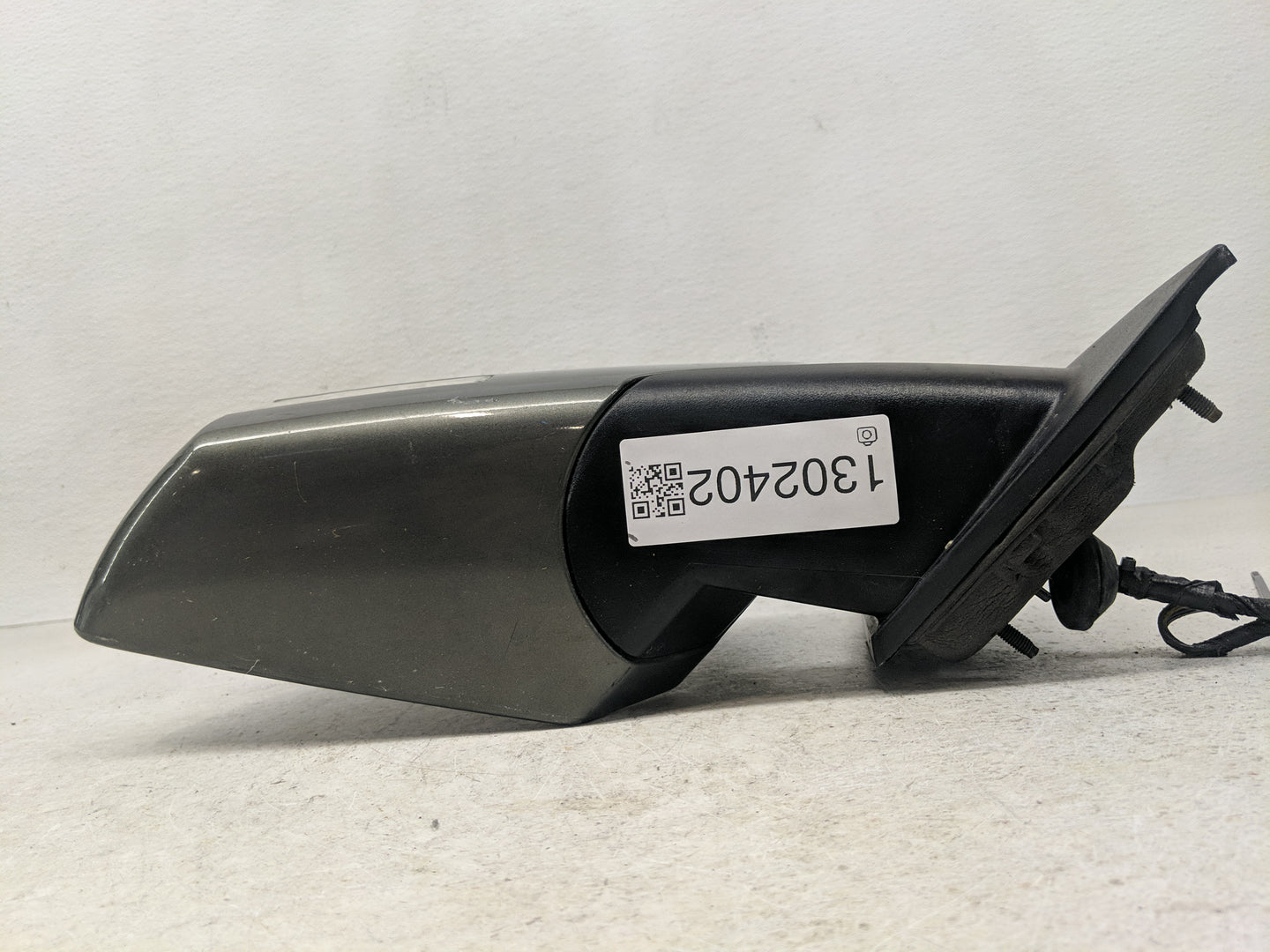2011 Chevrolet Traverse Passenger Side View Mirror - Right Door Mirror OEM Used - Oemusedautoparts1.com