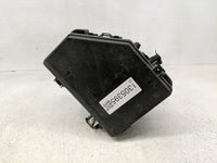 2011 Chevrolet Traverse Fusebox Fuse Box Panel Relay Module P/N:20913279 Fits OEM Used Auto Parts - Oemusedautoparts1.com