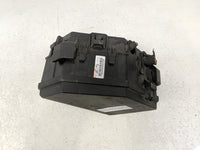 2011 Chevrolet Traverse Fusebox Fuse Box Panel Relay Module P/N:20913279 Fits OEM Used Auto Parts - Oemusedautoparts1.com