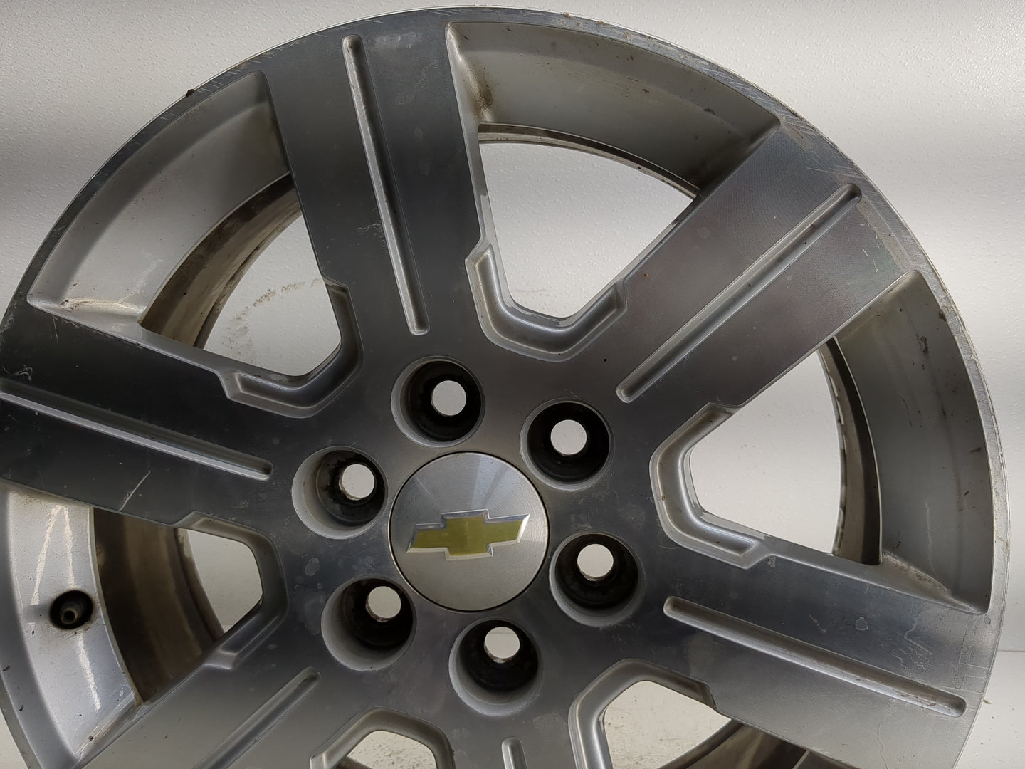 2011 Chevrolet Traverse Oem Wheel Rim 1308060 - Oemusedautoparts1.com