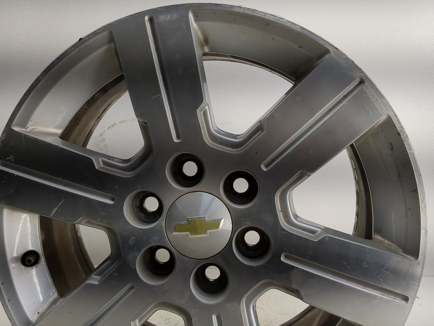 2011 Chevrolet Traverse Oem Wheel Rim 1308060 - Oemusedautoparts1.com