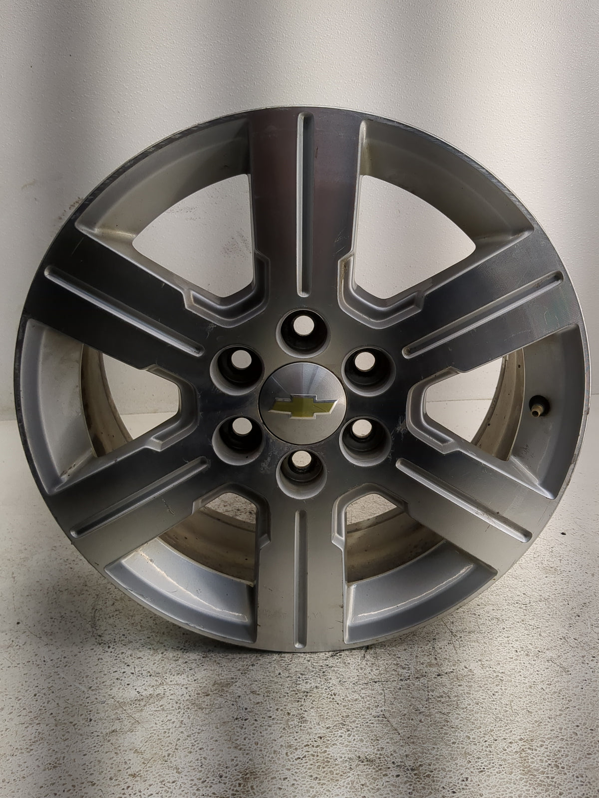2011 Chevrolet Traverse Oem Wheel Rim 1308061 - Oemusedautoparts1.com