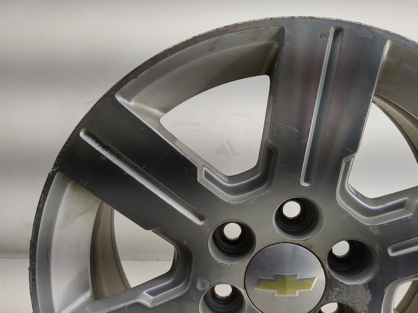 2011 Chevrolet Traverse Oem Wheel Rim 1308069 - Oemusedautoparts1.com