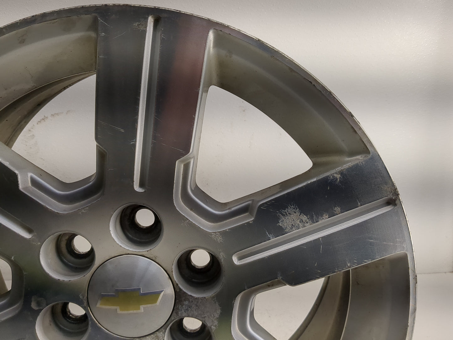 2011 Chevrolet Traverse Oem Wheel Rim 1308069 - Oemusedautoparts1.com