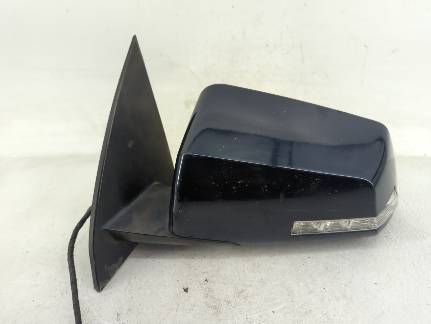 2011 Chevrolet Traverse Driver Side View Mirror - Left Door Mirror OEM Used - Oemusedautoparts1.com