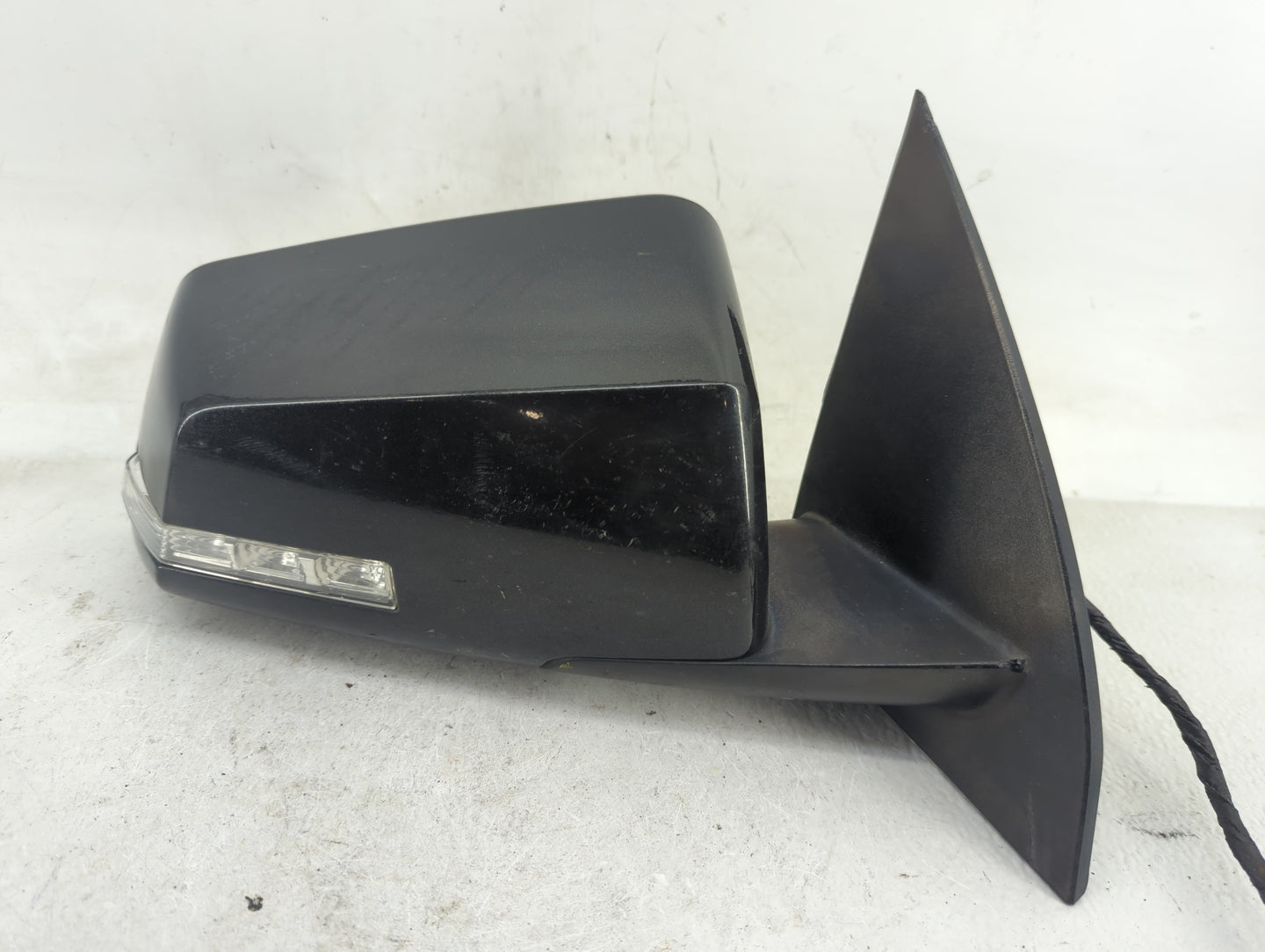 2011 Chevrolet Traverse Passenger Side View Mirror - Right Door Mirror OEM Used - Oemusedautoparts1.com